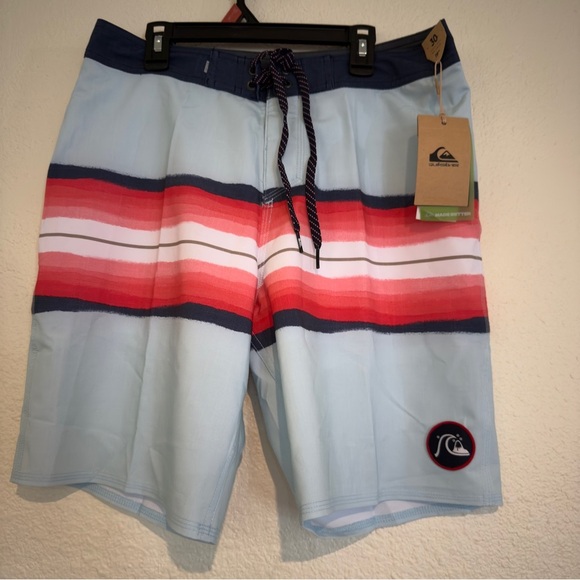 Quiksilver Boys' Surfsilk Resin Tint 14 Boardshort Swim Trunk Bathing Suit - Picture 5 of 9